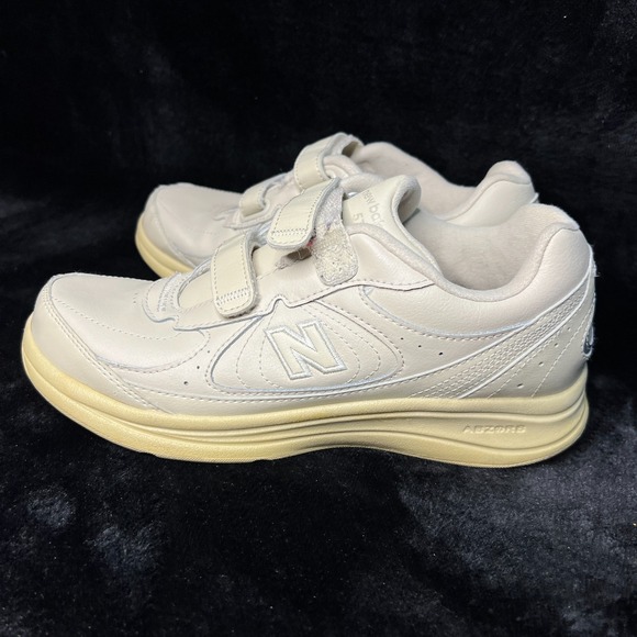 New Balance Shoes - New Balance 577 WW57VB Womens 8 Wide Walking Shoes White Leather Comfort Sneaker